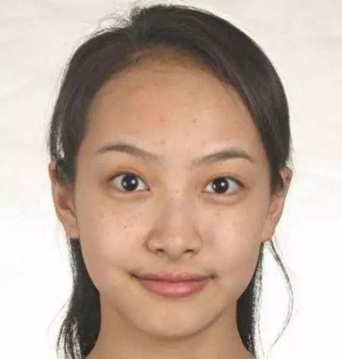 娱乐吃瓜酱证件照